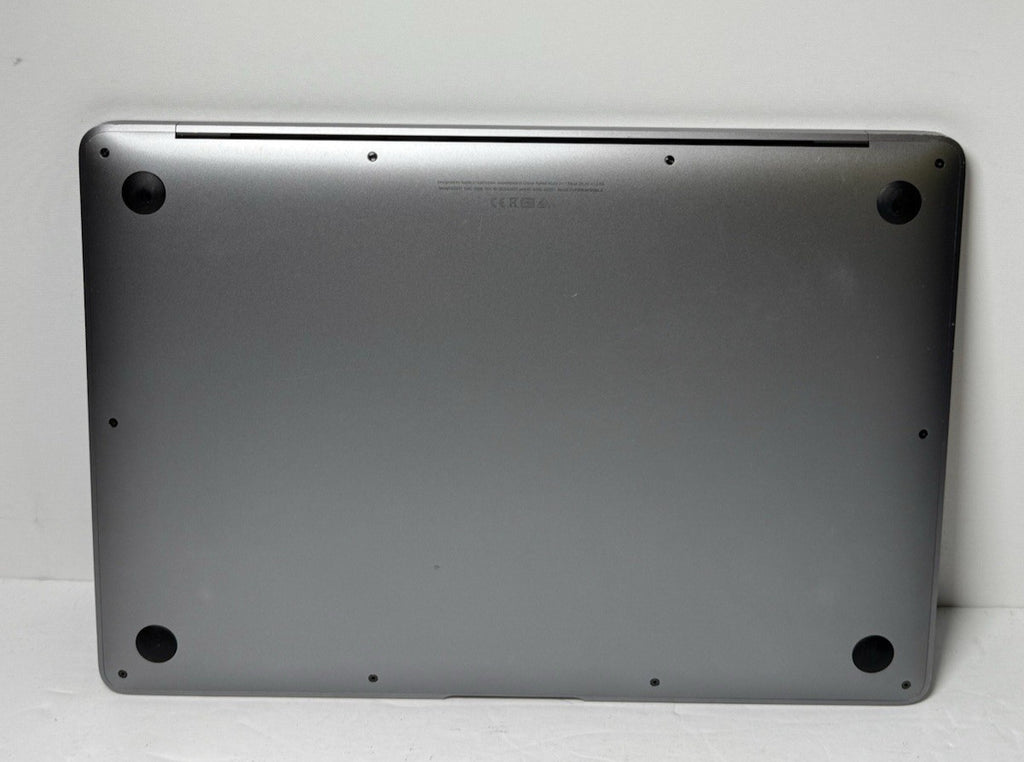 MacBook Air (2020, 13-inch) — M1 · 8GB · 256GB · Space Gray
