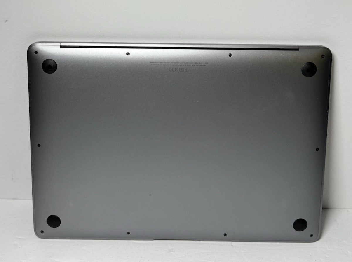 MacBook Air (2020, 13-inch) — M1 · 8GB · 256GB · Space Gray
