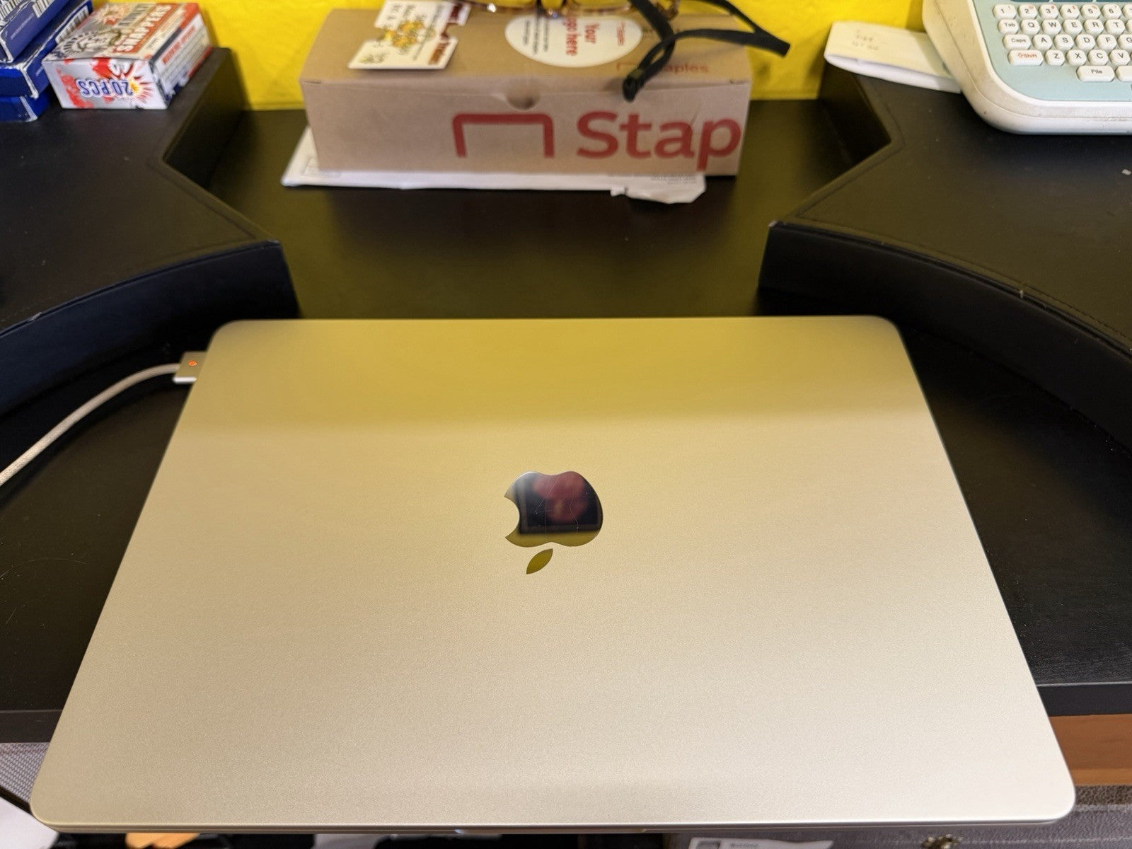 MacBook Air (2024, 13-inch) — M3 · 8GB · 256GB