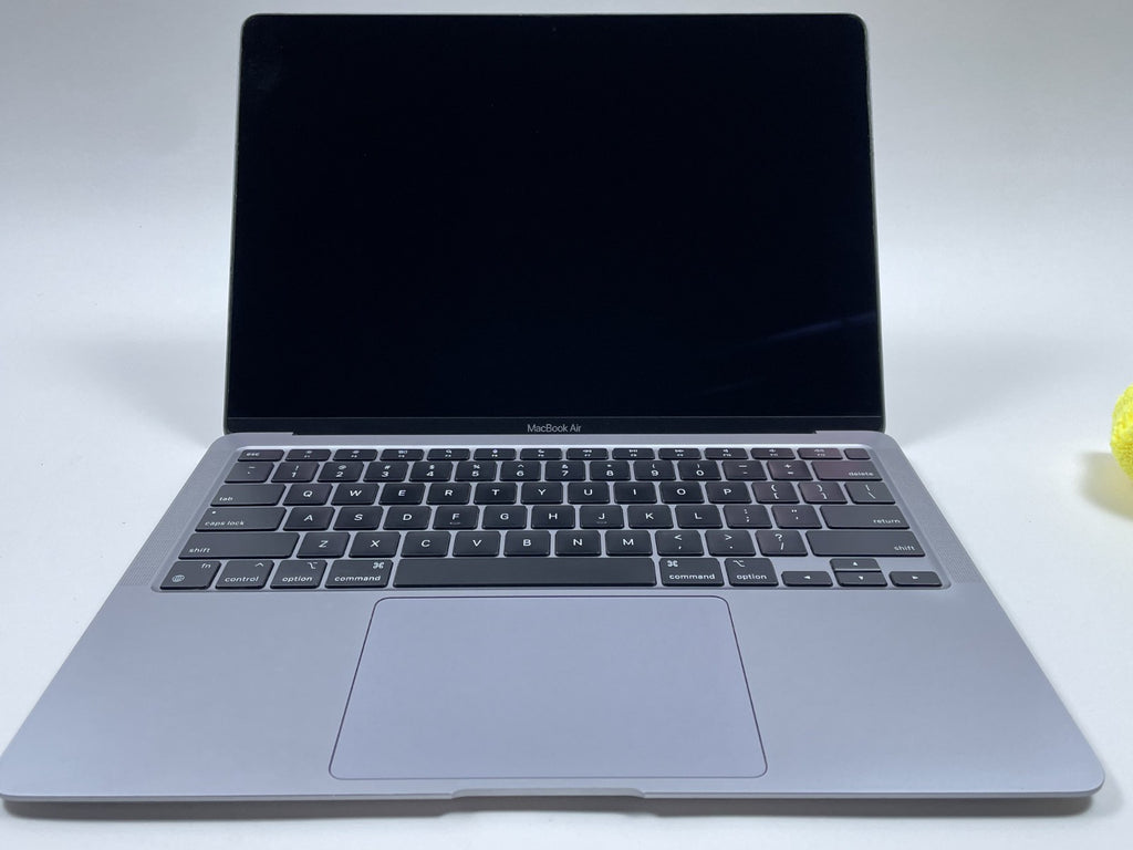 MacBook Air (2020, 13-inch) — M1 · 256GB