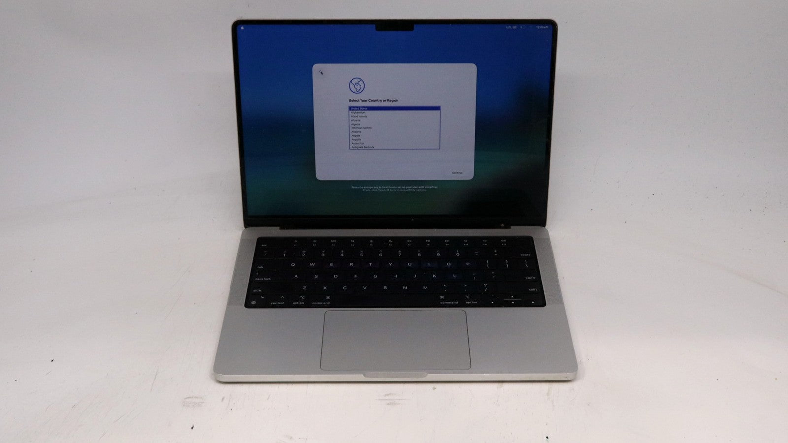 MacBook Pro (2023, 14-inch) — M2 Pro · 512GB