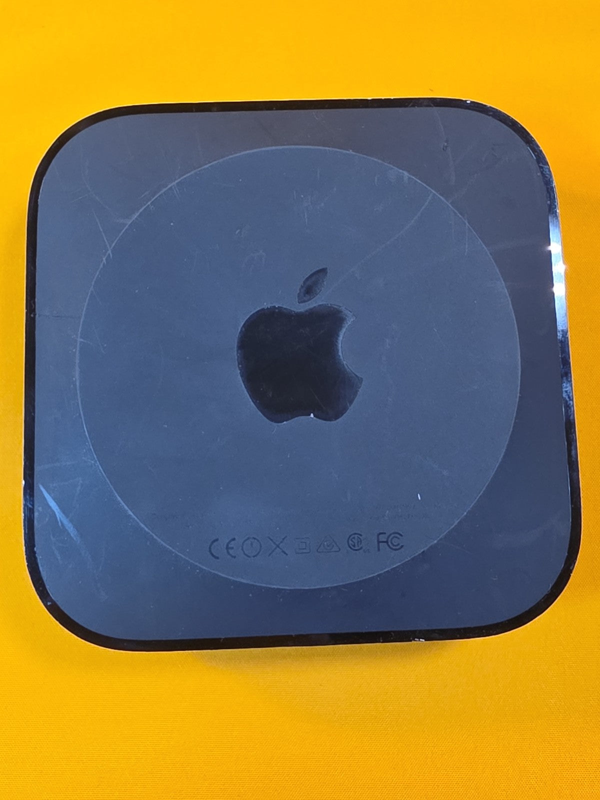 Apple TV (older model) — 32GB