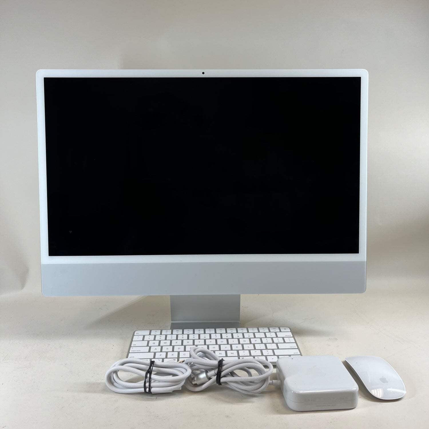 iMac 24-inch (2023) — M3 · 8GB · 256GB · Silver