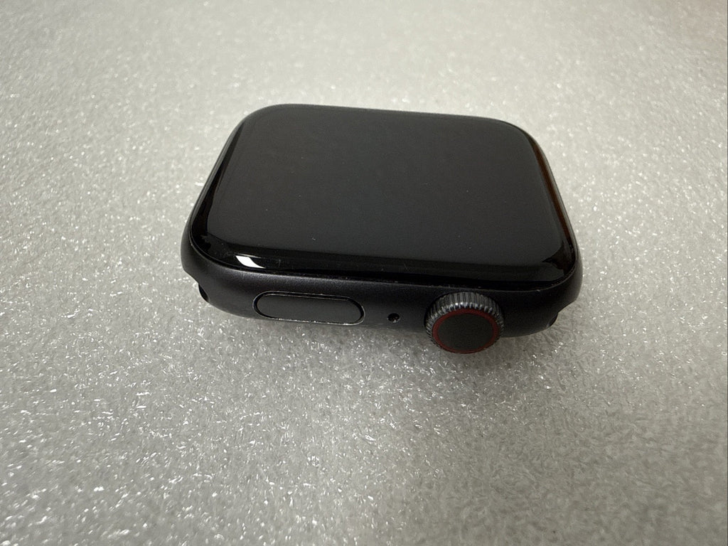 Apple Watch Series 9 — Space Gray