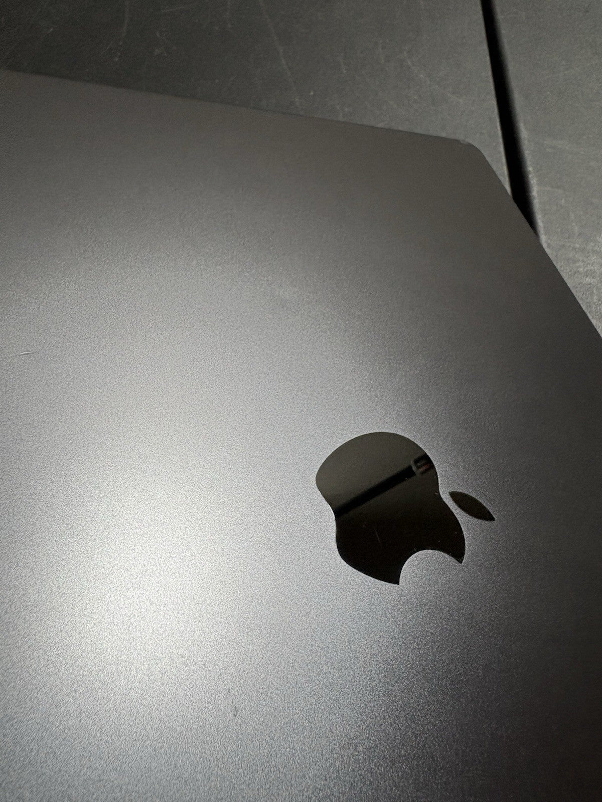 MacBook Pro (2023, 14-inch, newer) — M3 Pro · 18GB · 512GB