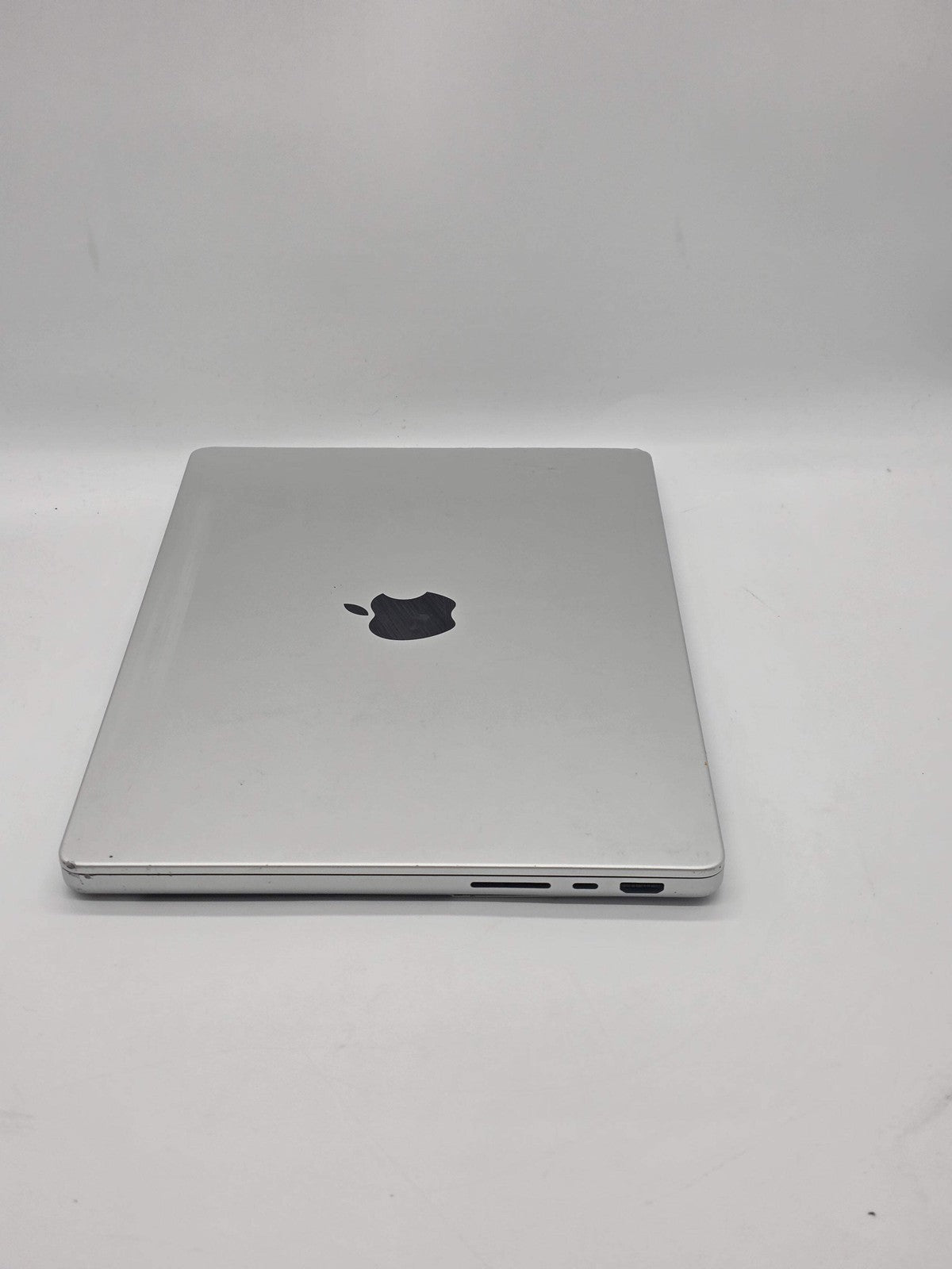 MacBook Pro (2021, 14-inch) — M1 Pro · 512GB · Silver