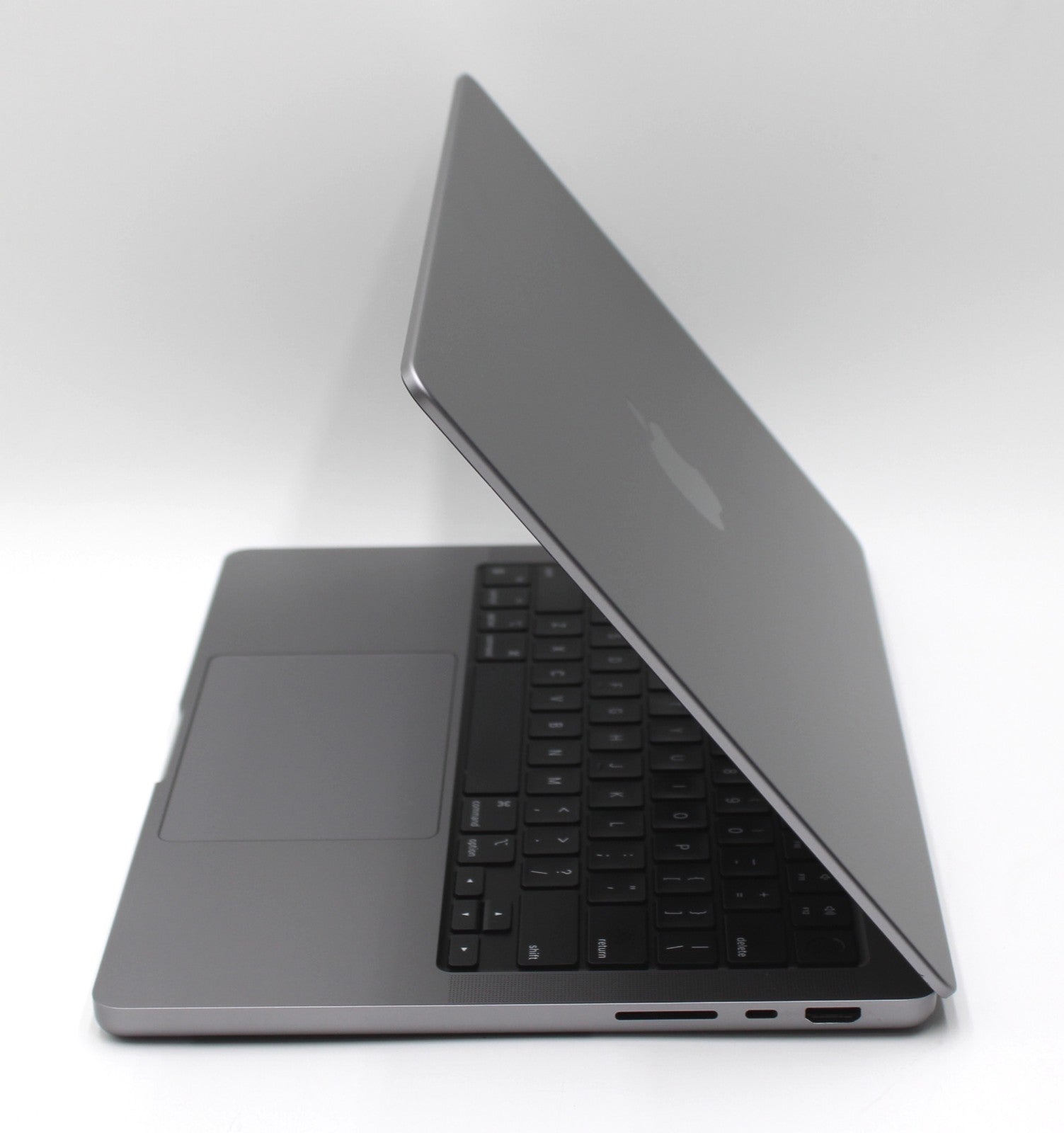 MacBook Pro (2023, 14-inch) — M2 Pro · 16GB · 512GB · Space Gray