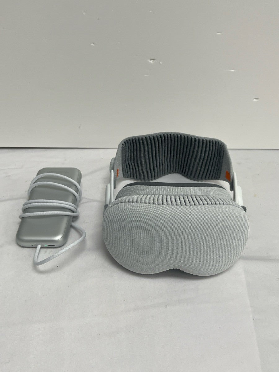 Apple Vision Pro — 256GB