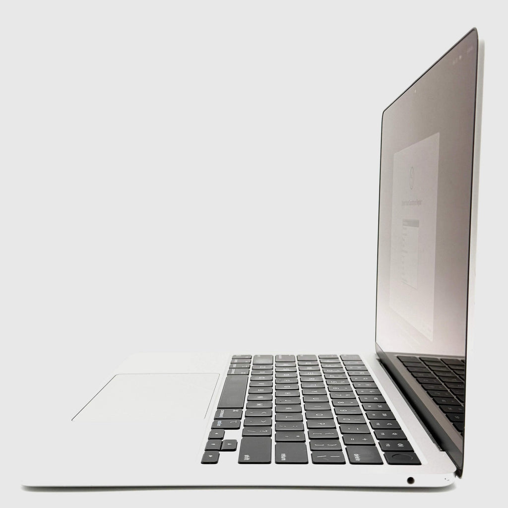 MacBook Air (2022, 13-inch) — M2 · 256GB