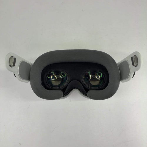 Apple Vision Pro — M2 · 256GB
