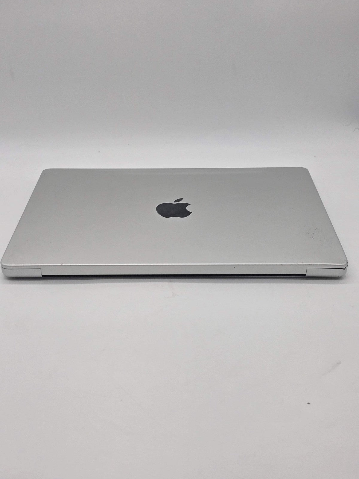 MacBook Pro (2021, 14-inch) — M1 Pro · 512GB · Silver