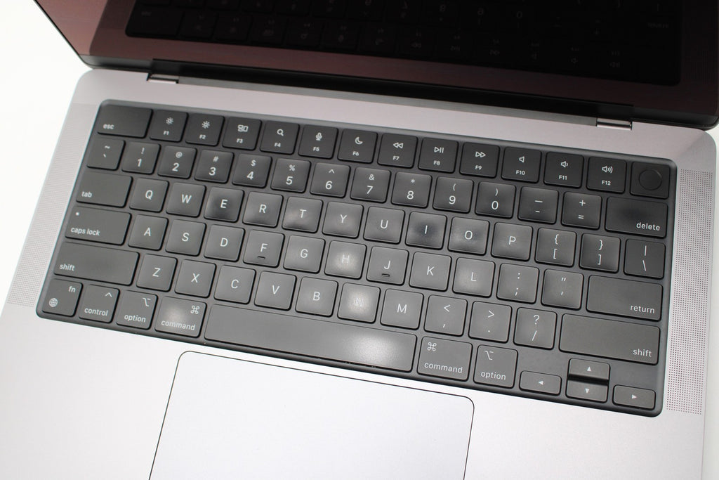 MacBook Pro (2023, 14-inch) — M2 Pro · 16GB · 512GB · Space Gray