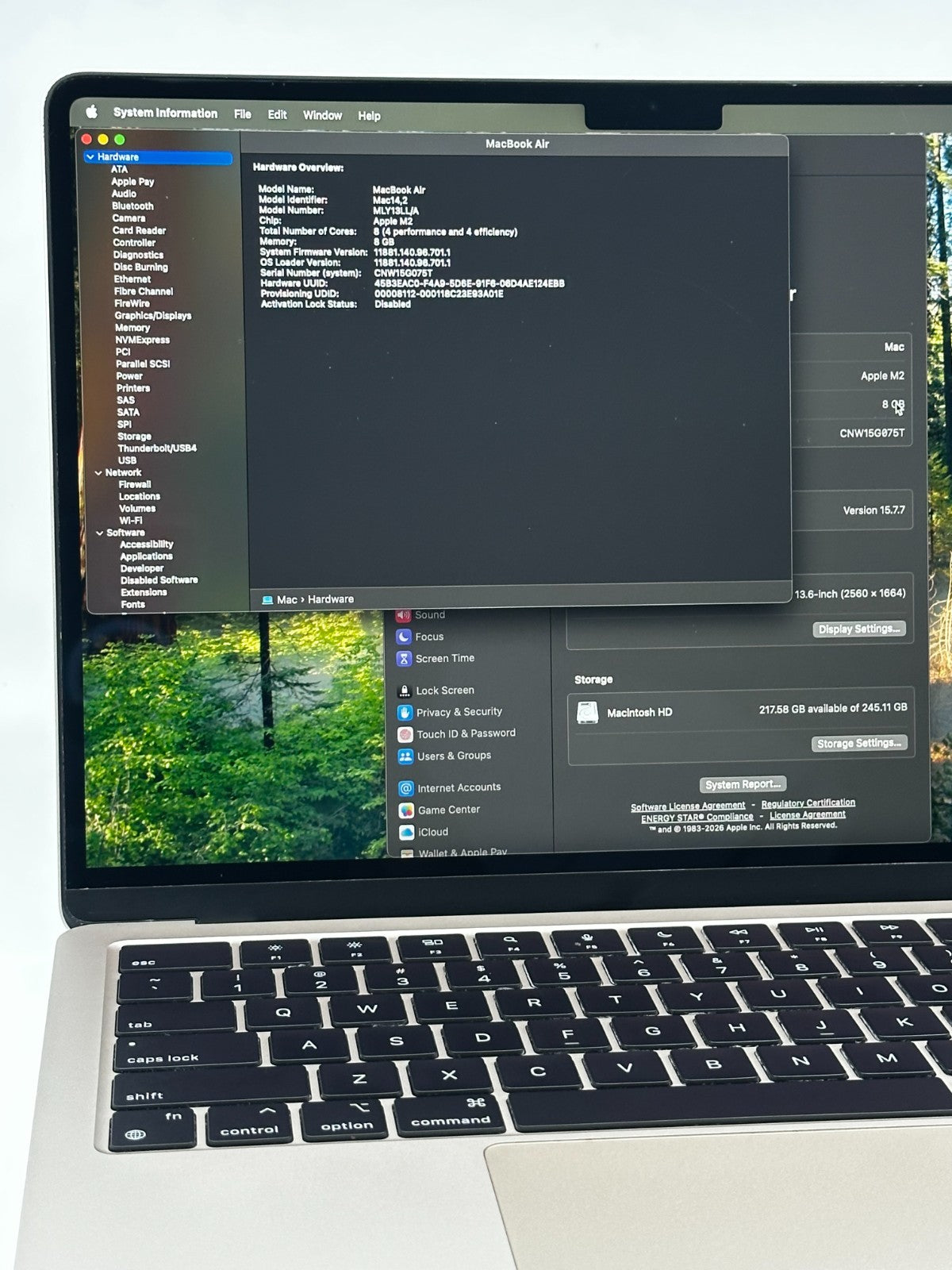 MacBook Air (2022, 13-inch) — M2 · 8GB · 256GB · Starlight