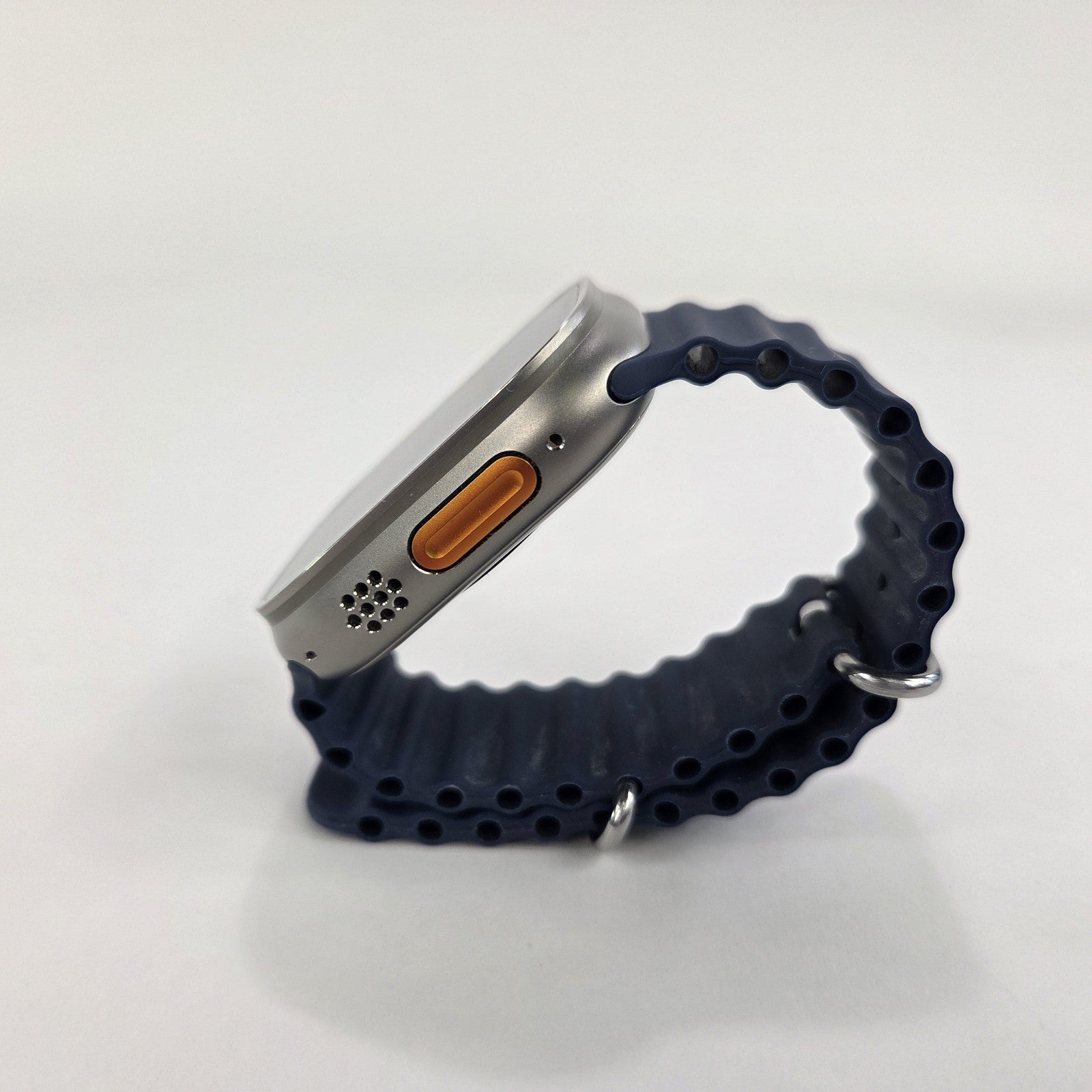 Apple Watch Ultra (newer)