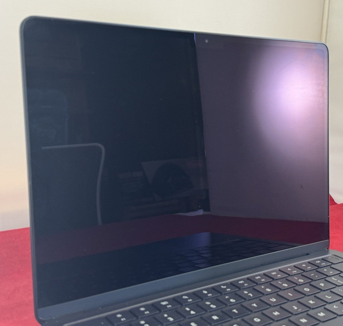 MacBook Air (2024, 13-inch) — M3 · 8GB · 256GB · Midnight